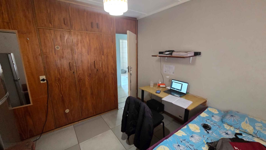10 Bedroom Property for Sale in Brandwag Free State
